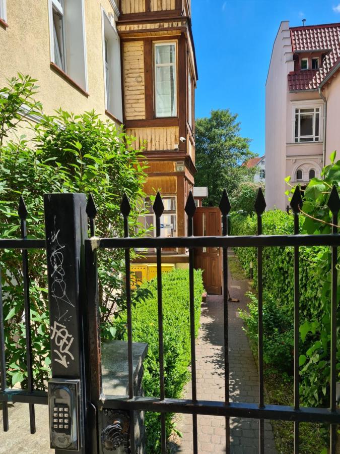 Апартаменты Sopot Host Garden Экстерьер фото